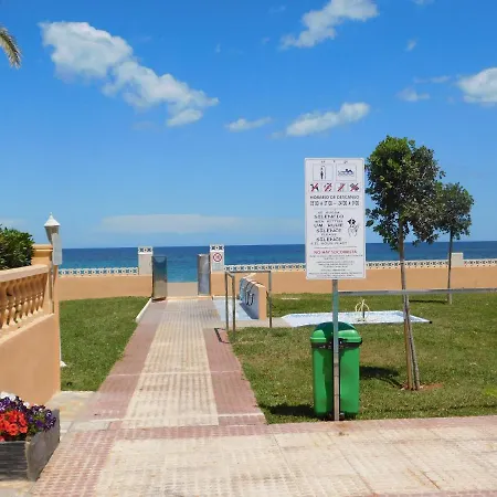 Apartment Acogedor Con Terraza Y Jardin Denia