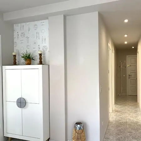 Apartamento Acogedor Con Terraza Y Jardín Dénia