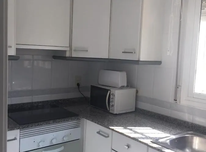 Acogedor Con Terraza Y Jardin Denia